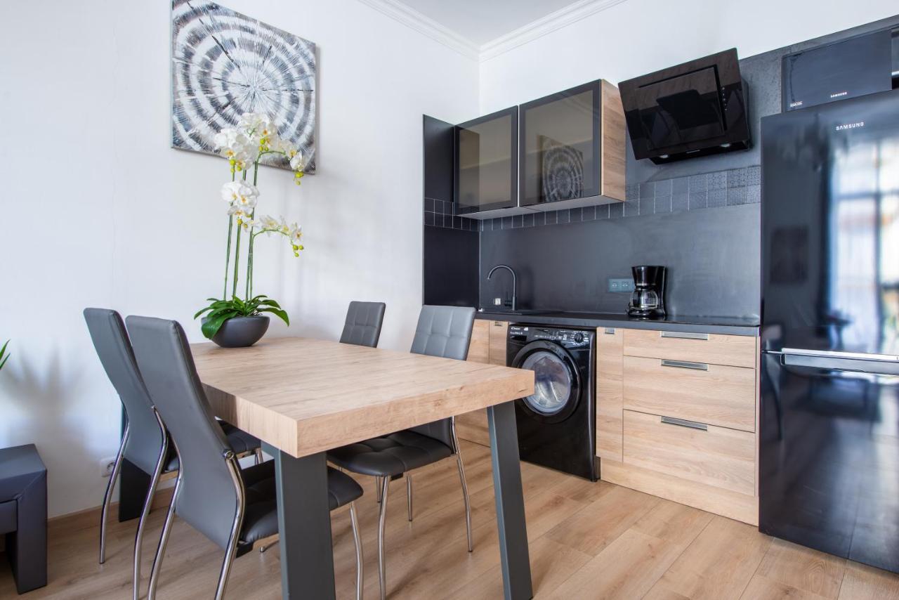 Sunny And Modern Baquis Flat Apartman Nizza Kültér fotó